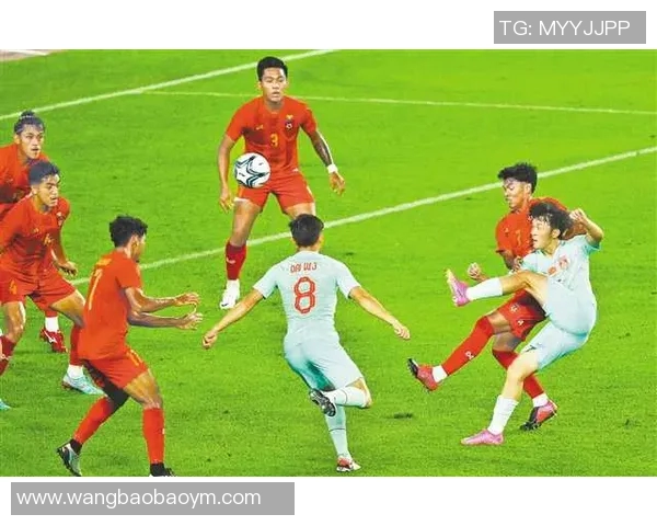 杭州足球队与重庆足球队的耐力较量赛后分析与反思